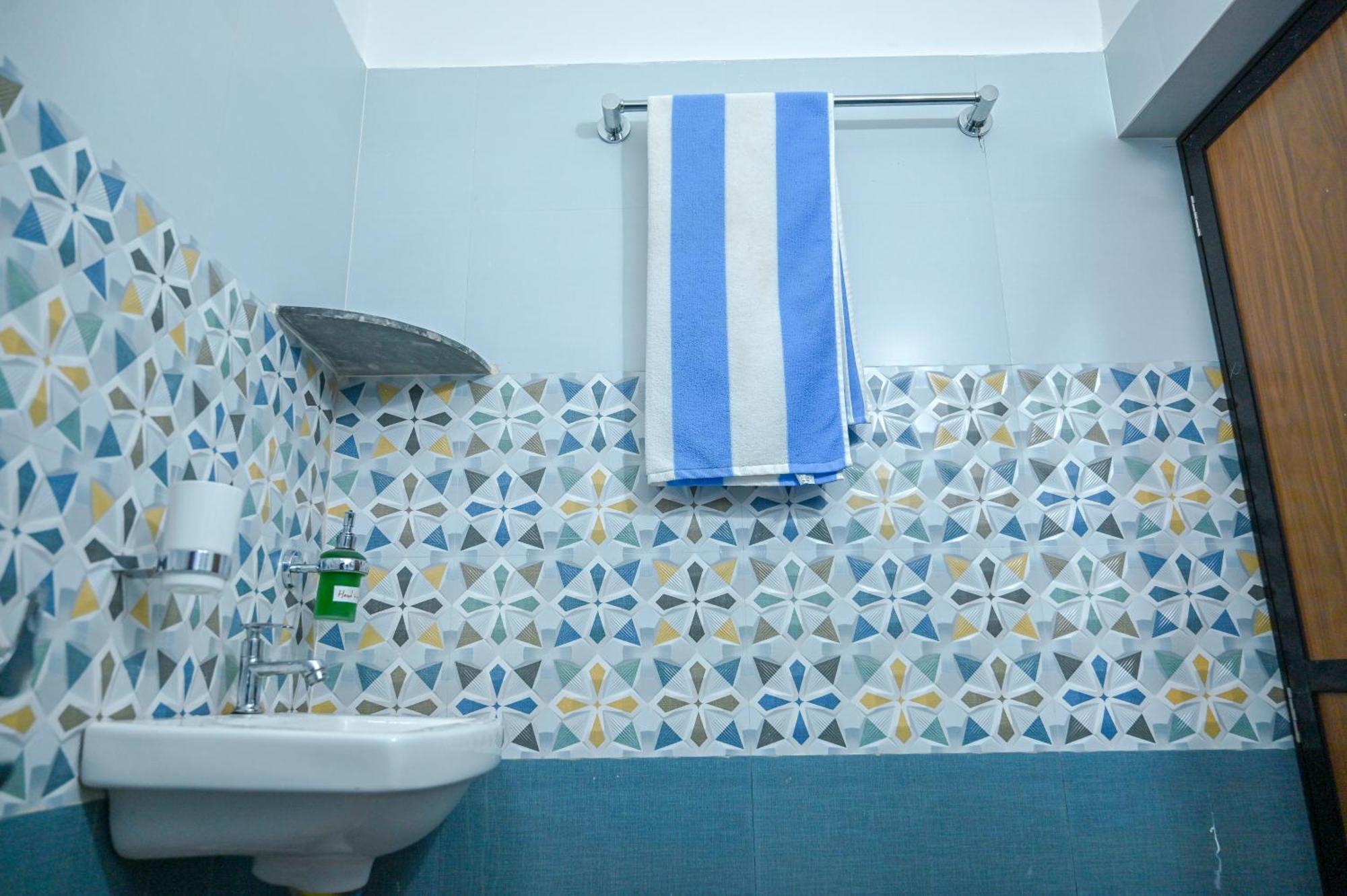 Shell House - Private Stay With Garden View In Arambol Мандрем Экстерьер фото