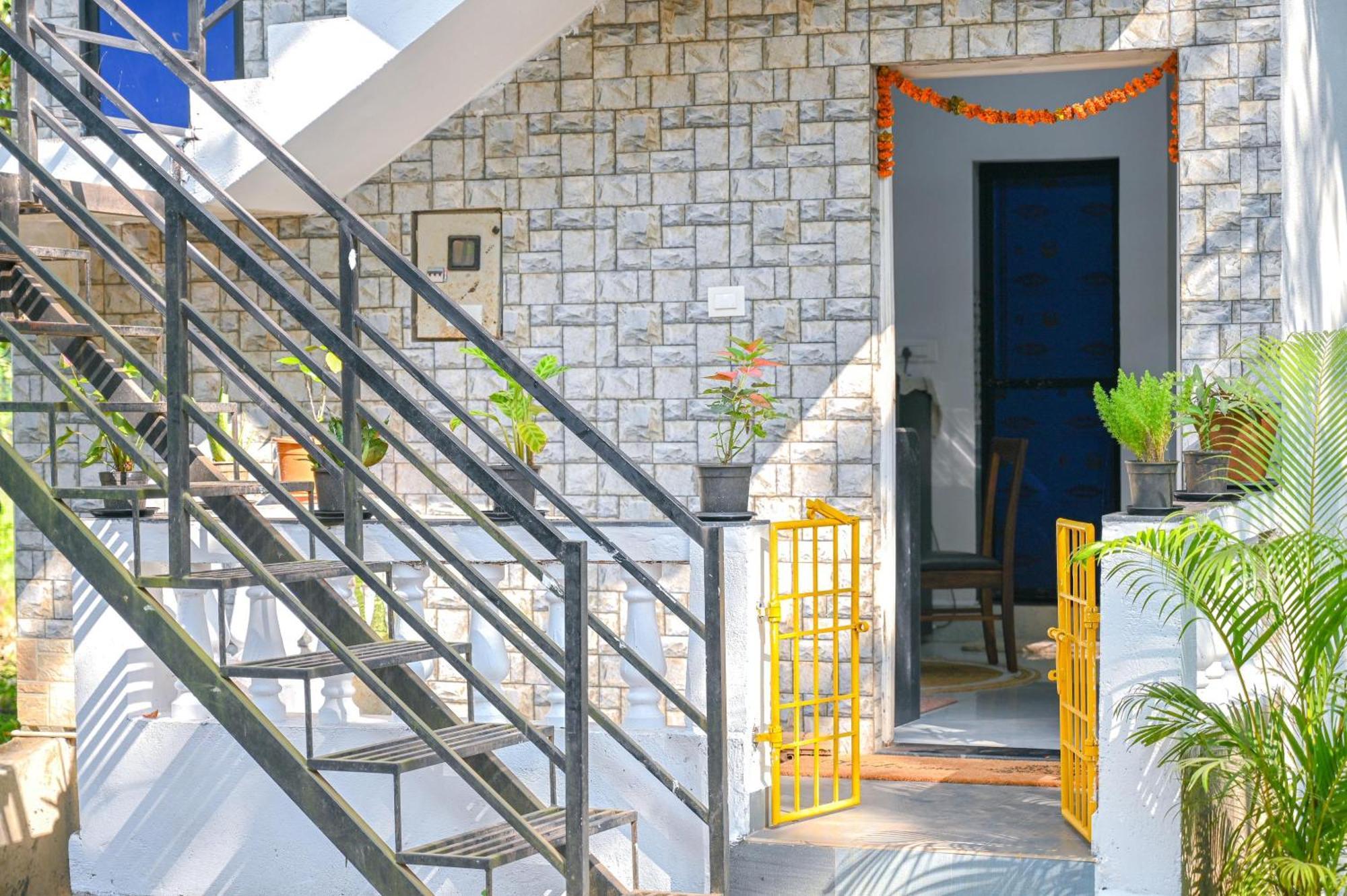 Shell House - Private Stay With Garden View In Arambol Мандрем Экстерьер фото